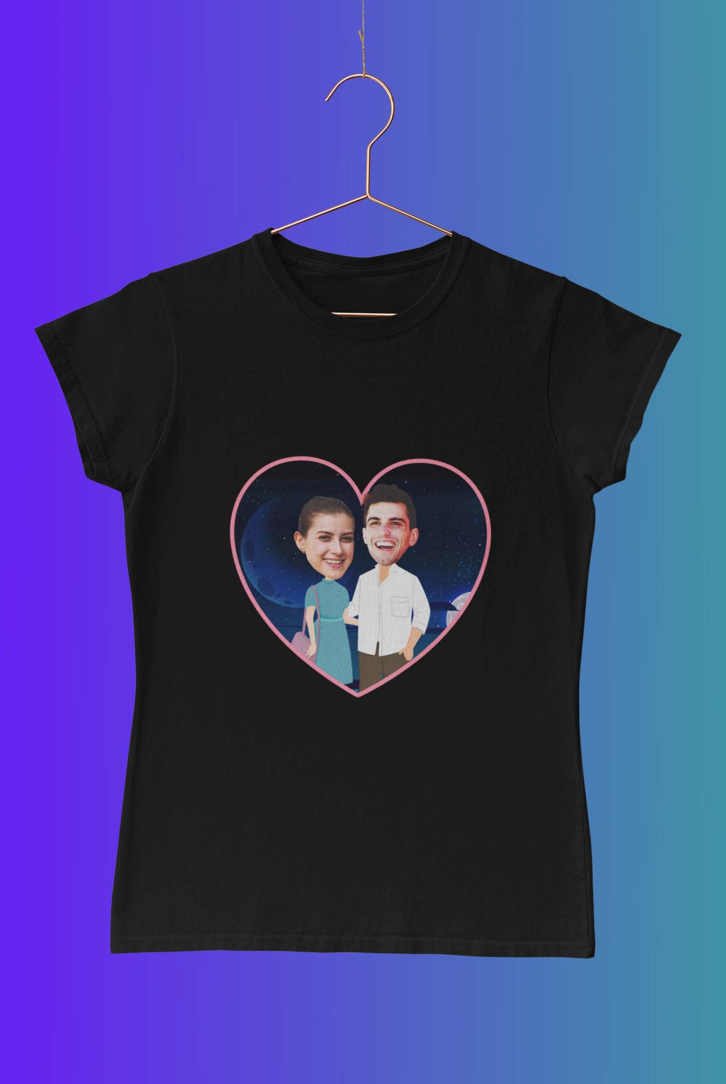 transparent-mockup-of-a-t-shirt-with-a-copper-hanger-33690 (4)2 T-shirt Maglietta Personalizzata Cartoon coppia notte, idea regalo per coppia san valentino, natale, anniversario